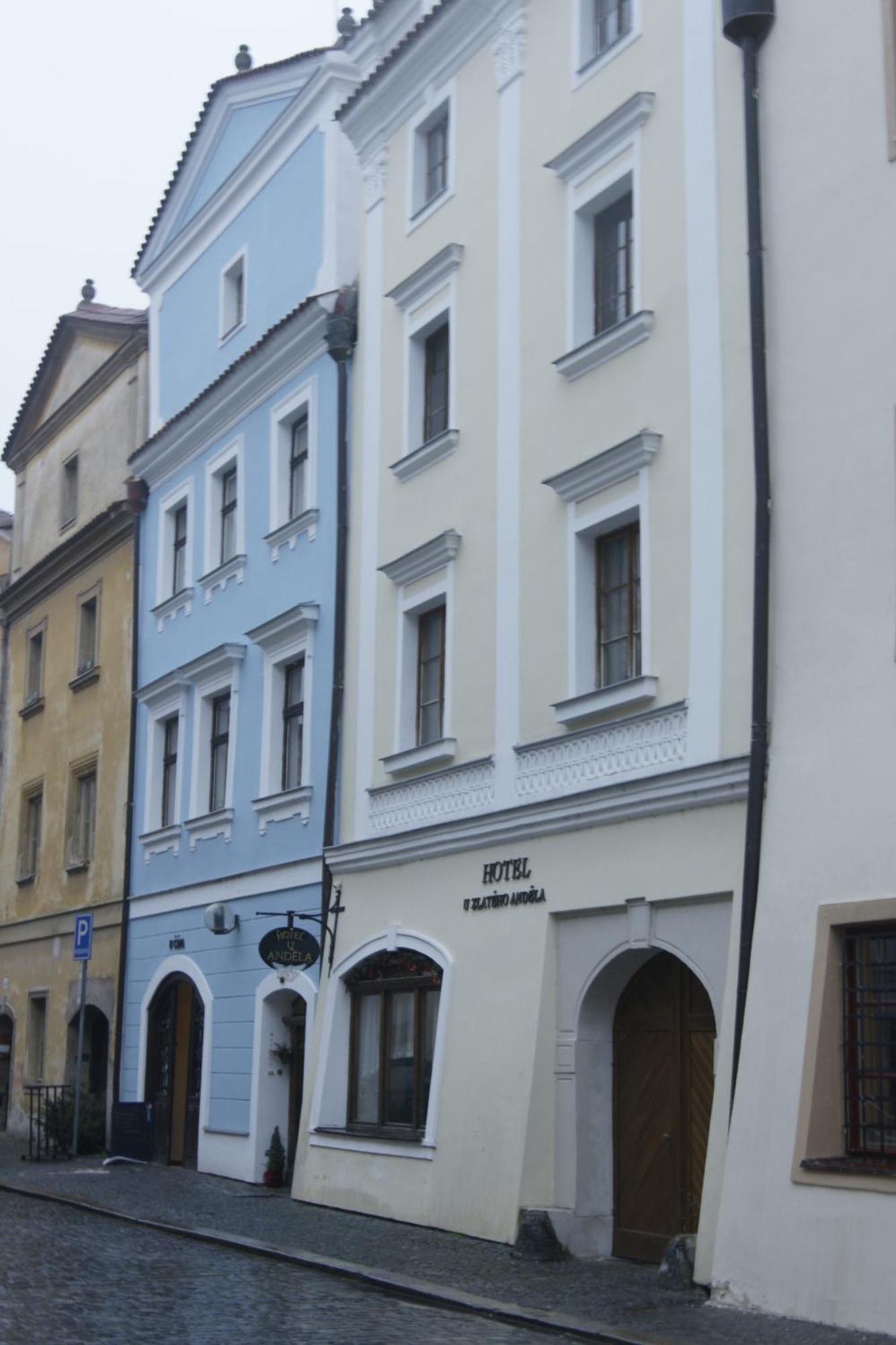 Hotel U Zlateho Andela Pardubice Luaran gambar